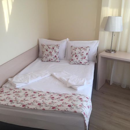 Luxury Apartments Burgas Exterior photo