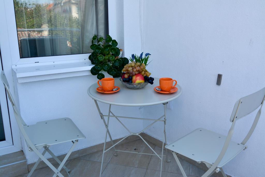 Luxury Apartments Burgas Exterior photo